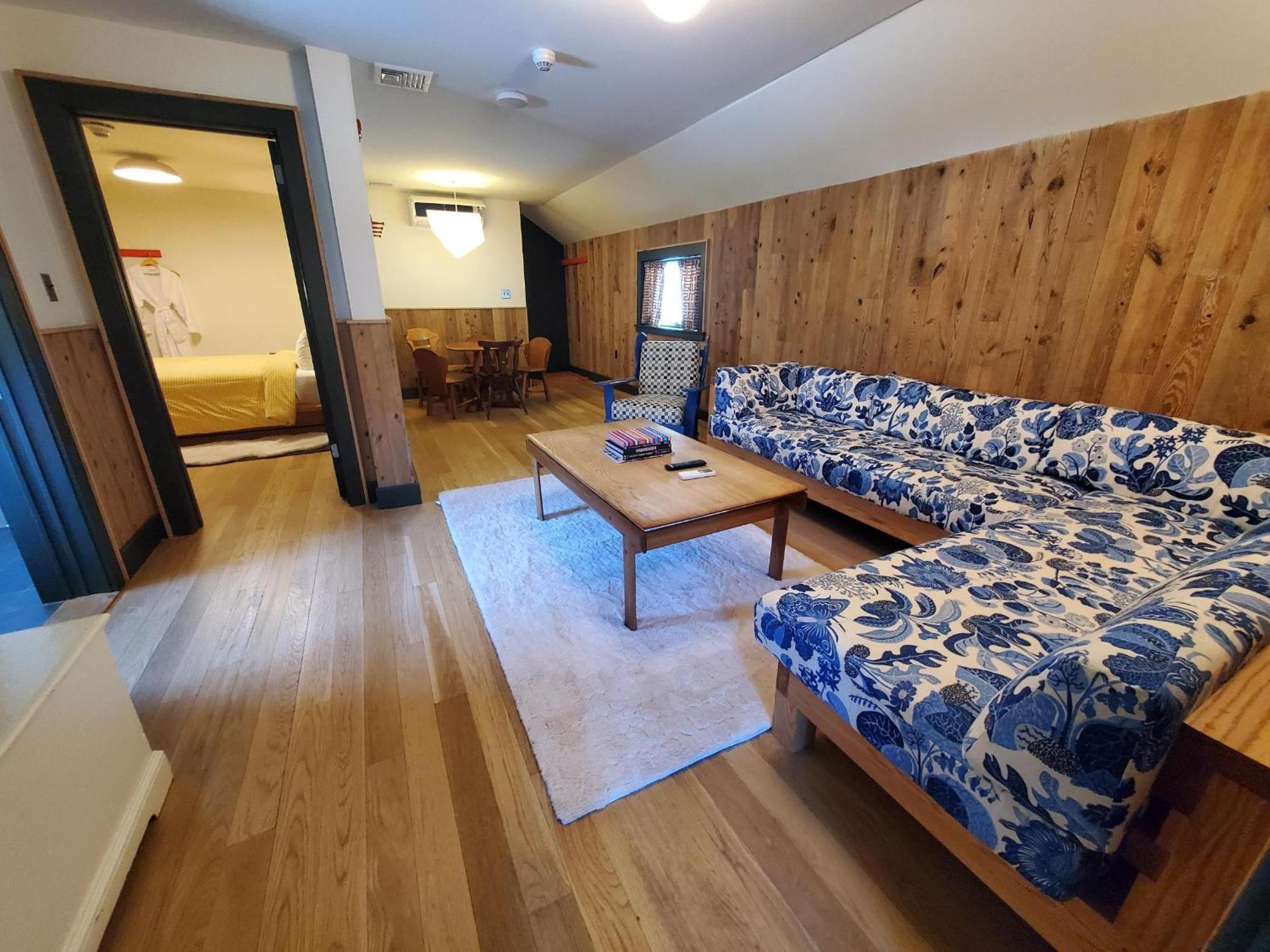 Little Cat Lodge Hillsdale Экстерьер фото